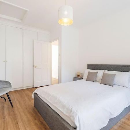 House 10 Mins To Tower Bridge Hot Tub & Parking Villa London Eksteriør billede