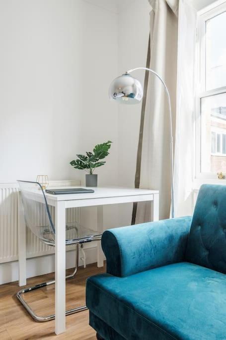 House 10 Mins To Tower Bridge Hot Tub & Parking Villa London Eksteriør billede