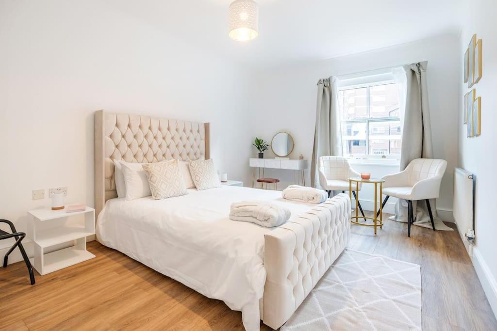 House 10 Mins To Tower Bridge Hot Tub & Parking Villa London Eksteriør billede