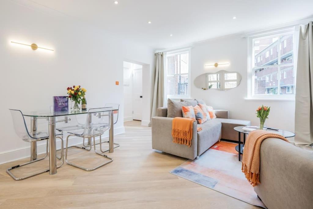 House 10 Mins To Tower Bridge Hot Tub & Parking Villa London Eksteriør billede
